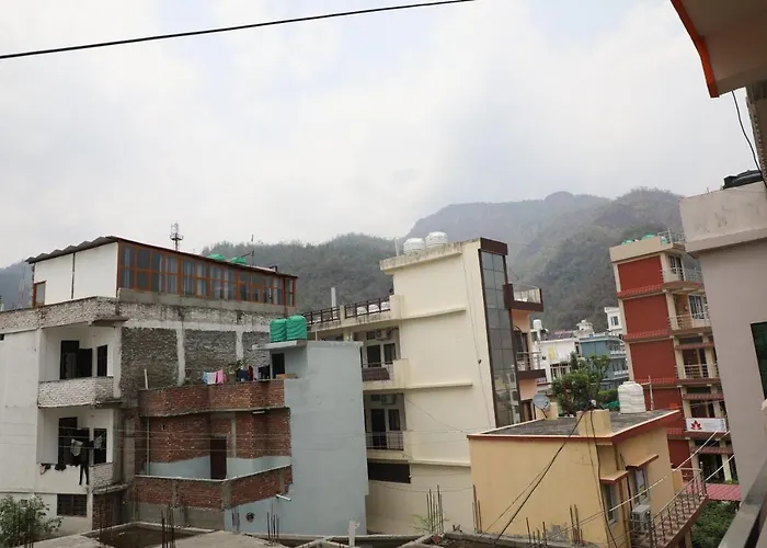 Live Free Hostel 2.0 Rishikesh